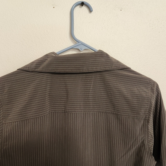 Mens/teens Columbia button down shirt size XS - Picture 5 of 8
